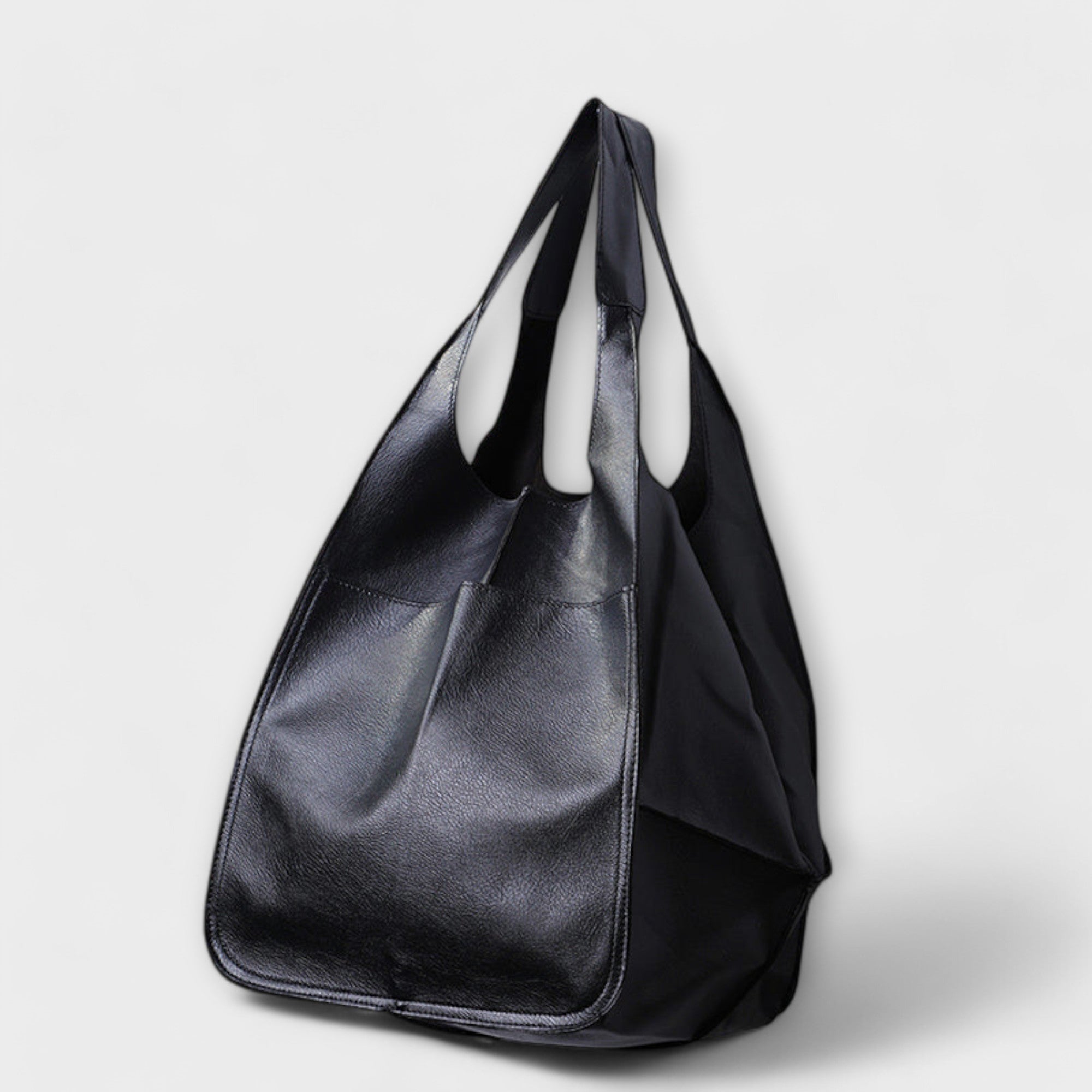 Olivia - Gran Bolsa de Fin de Semana