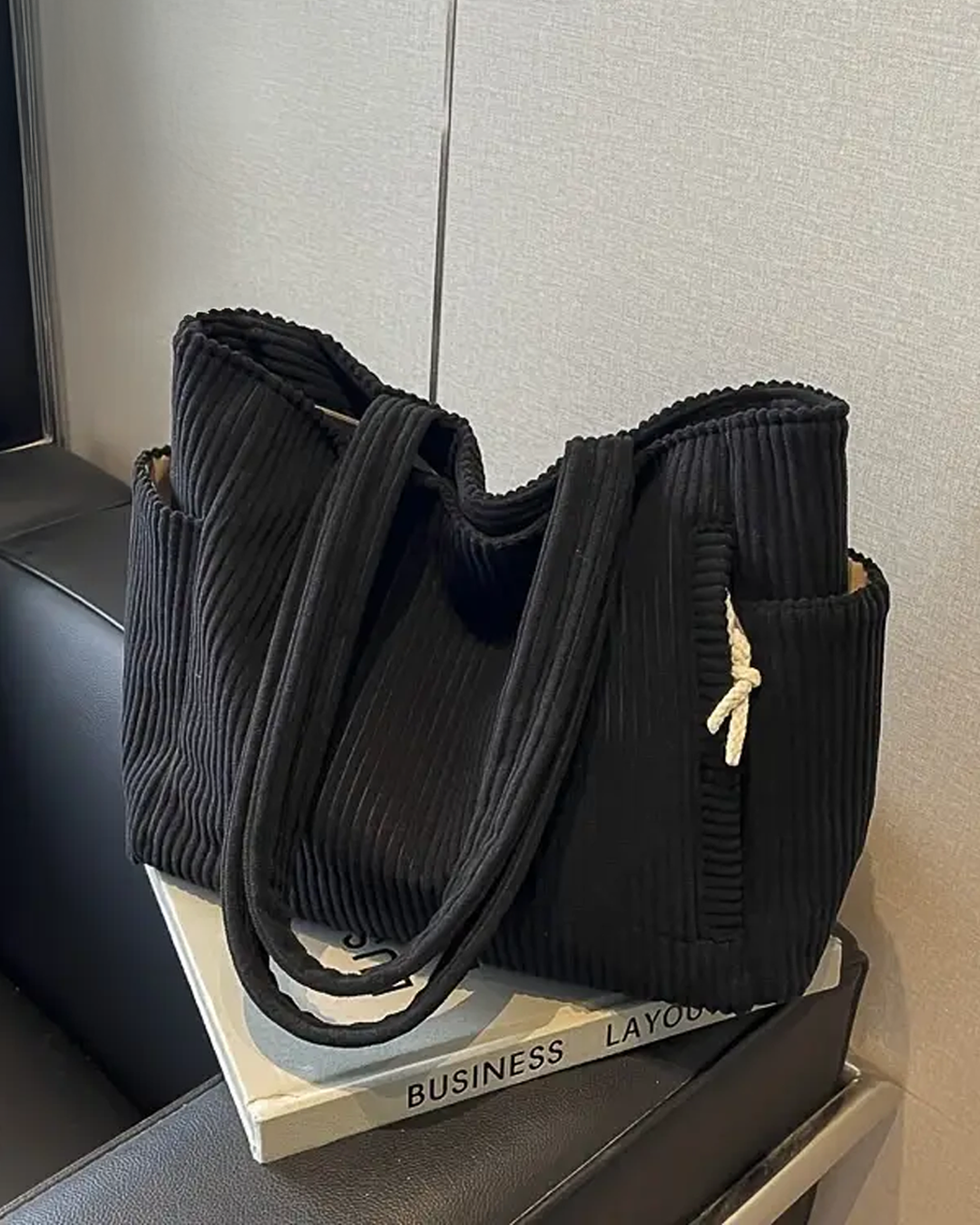 Tilda – Bolso de mano con diseño de cordón