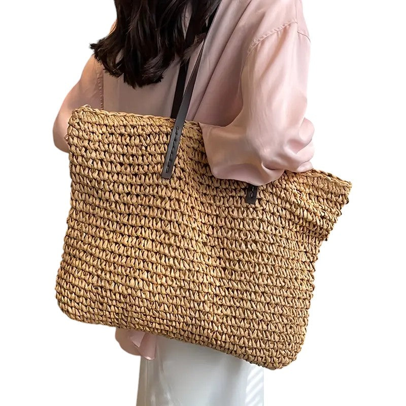 "Liv | Bolsa de Tela Tejida" can be rephrased as "Liv | Bolsa de Tela Artesanal".