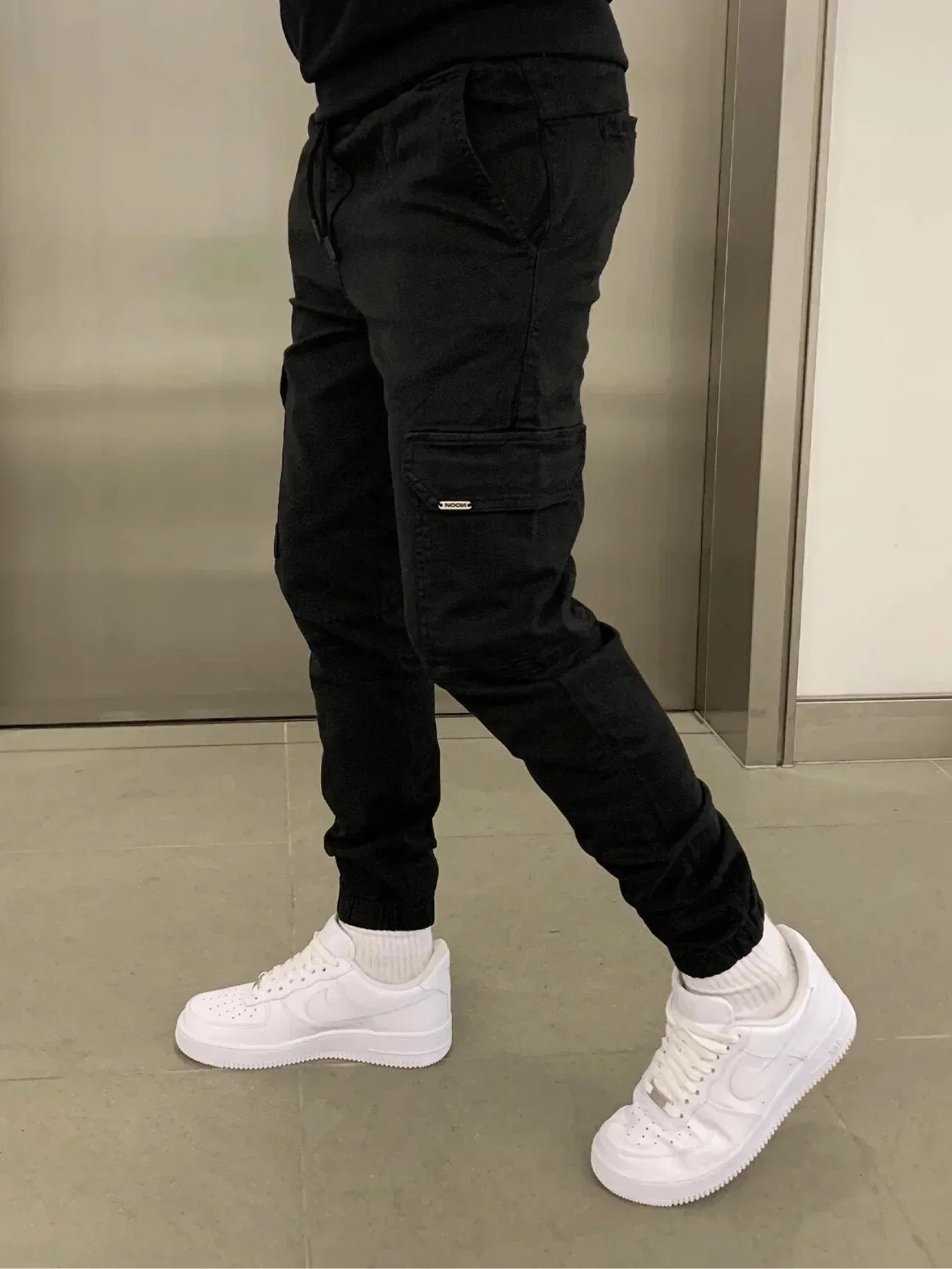 Rolando | Elegante y Práctico Jogger Cargo