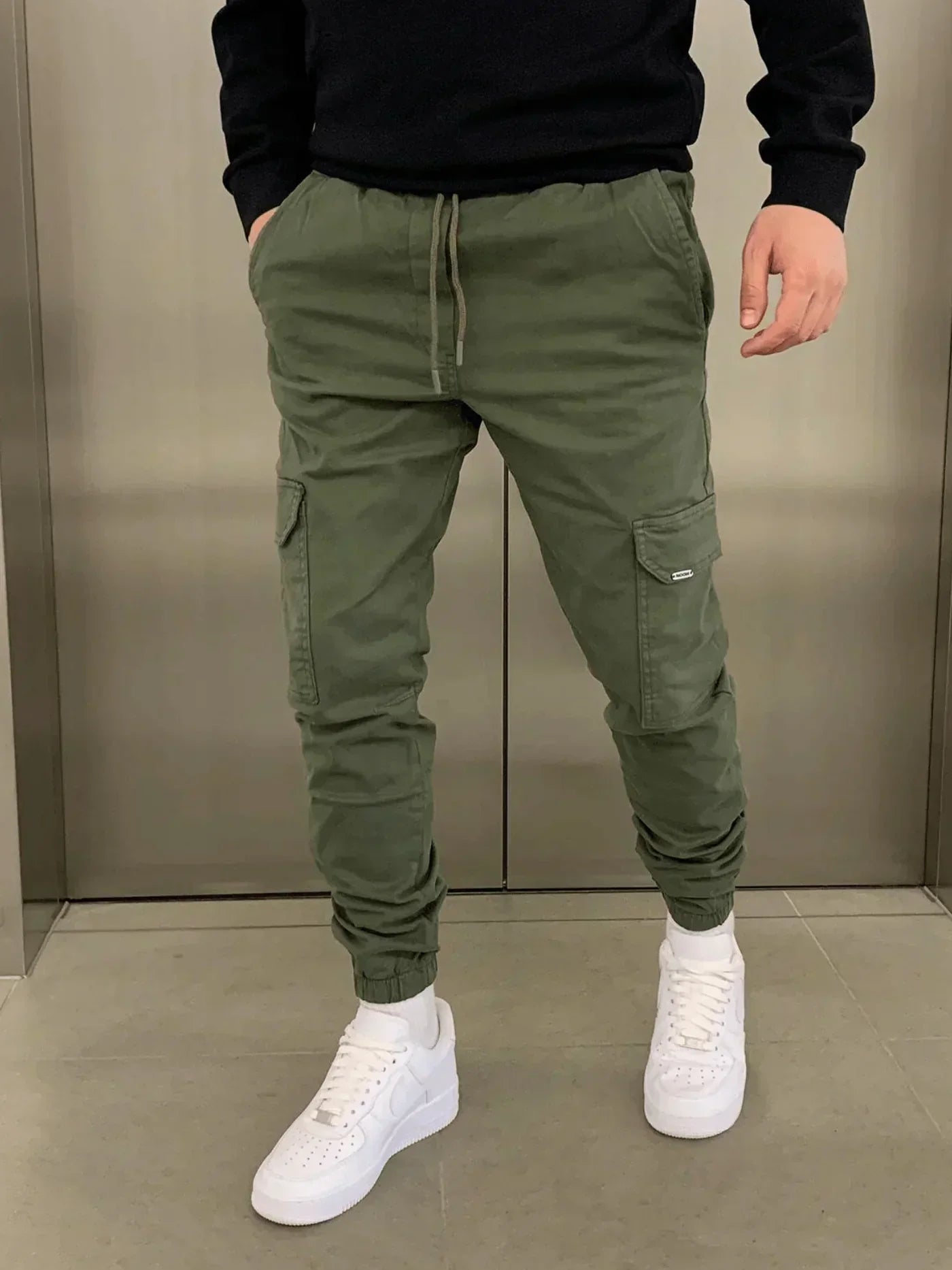 Rolando | Elegante y Práctico Jogger Cargo